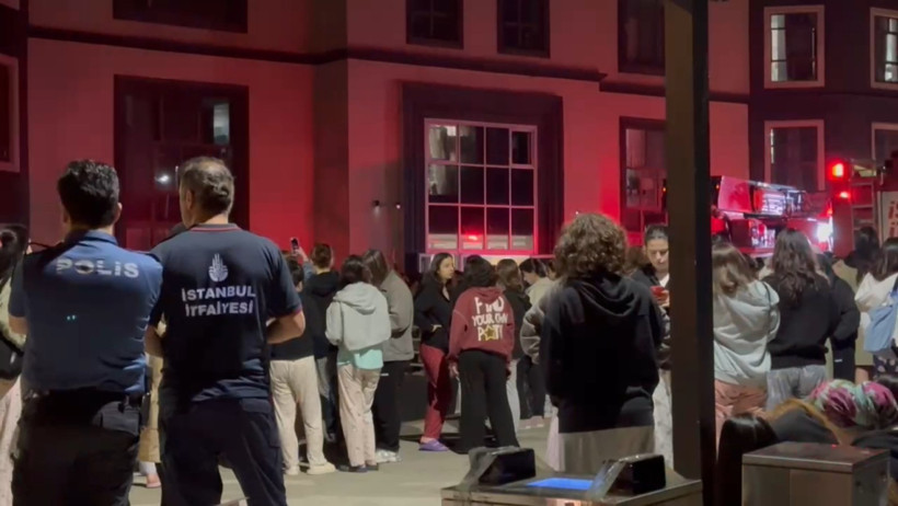 Tuzla'daki öğrenci yurdunda yangın paniği - Resim : 1