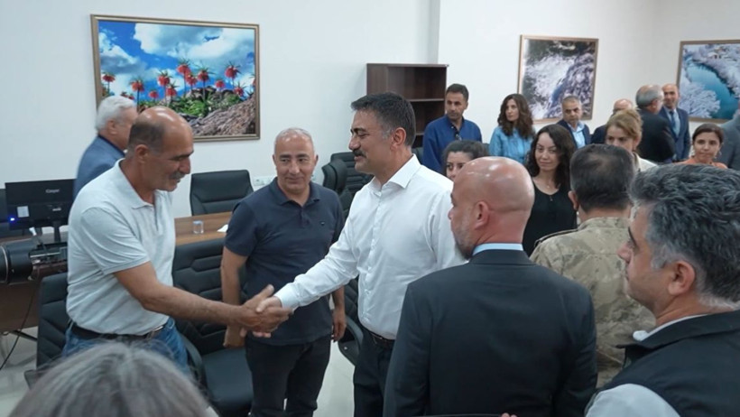 İçişleri Bakanlığı emrine alınan Bülent Tekbıyıkoğlu, Tunceli'den ayrıldı - Resim : 1