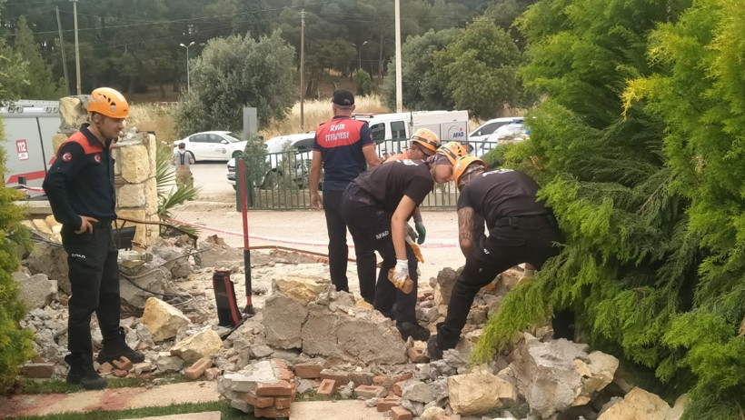 Düğün salonundaki dekor, doktoru öldürdü - Resim : 1