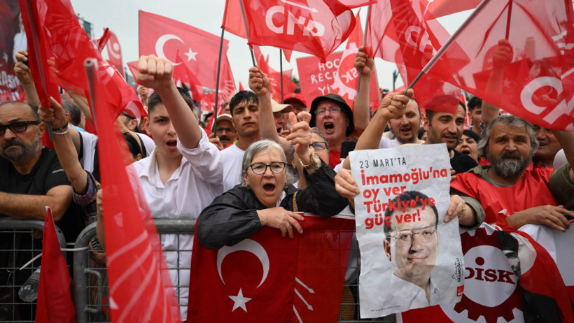 Yasaklara rağmen on binler Bursa mitingindeydi - Resim : 8