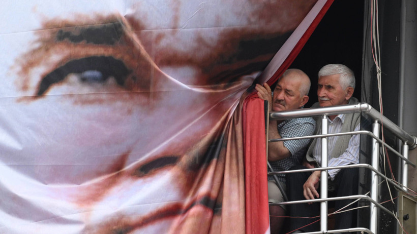 Yasaklara rağmen on binler Bursa mitingindeydi - Resim : 1