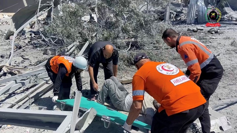 Korkunç saldırı: Doktor çiftin 9 çocuğu öldü - Resim: 4