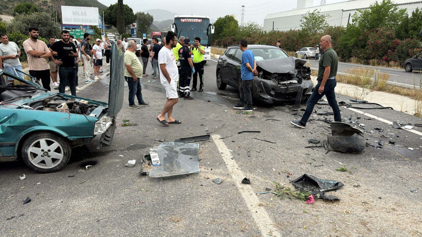 Usta oyuncu Şerif Sezer trafik kazasında yaralandı - Resim : 1