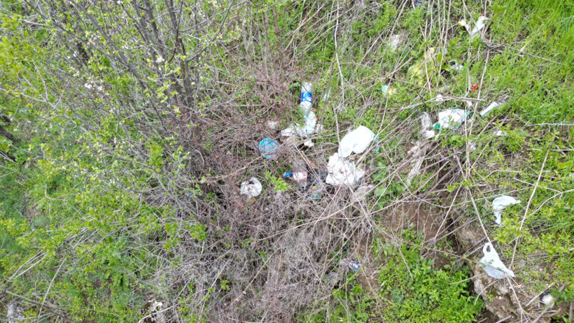 Saklı cennet çöplerle boğuşuyor - Resim : 1