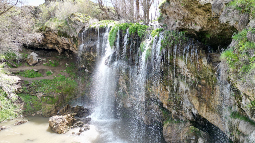 Saklı cennet çöplerle boğuşuyor - Resim : 2