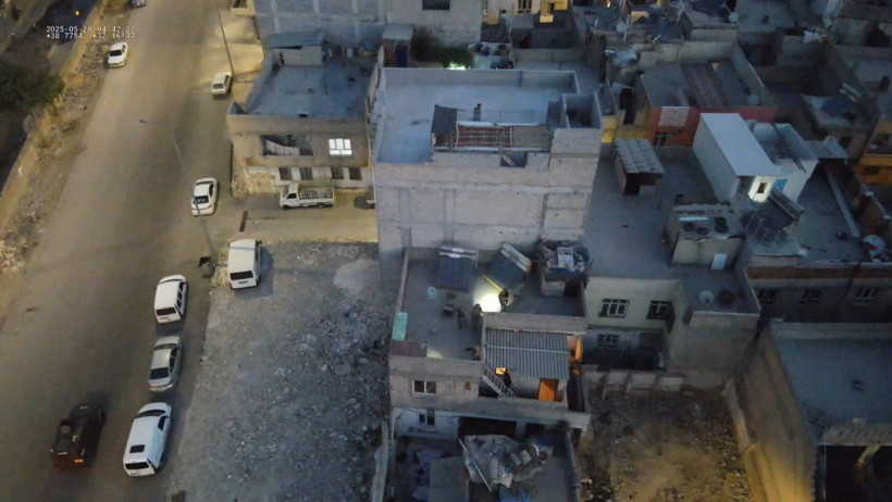 İki ilde eş zamanlı uyuşturucu baskınları: 53 gözaltı - Resim : 1