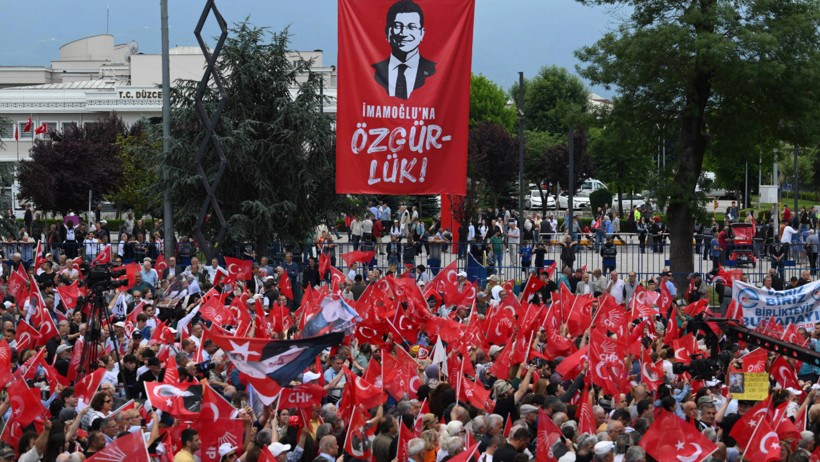 Özgür Özel: Başımız dik, alnımız ak - Resim : 1