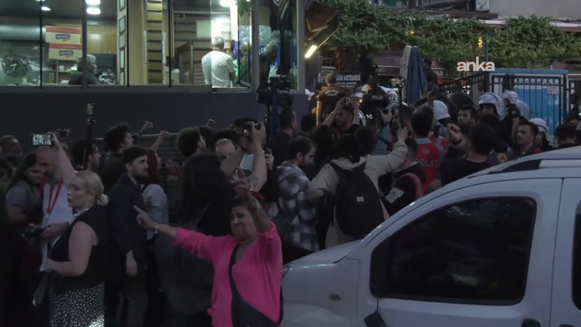 Gezi Parkı eylemleri anması sonrası çok sayıda kişi gözaltına alındı - Resim : 4