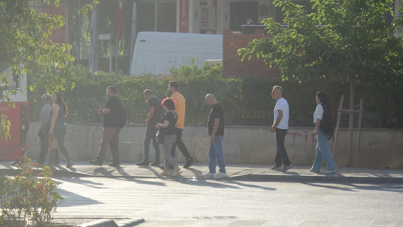 İzmir'de işçilerin grevi 7'nci gününde - Resim : 1