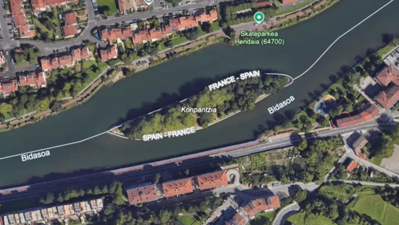 Bu Avrupa adasının sahibi her altı ayda bir değişiyor - Resim : 1