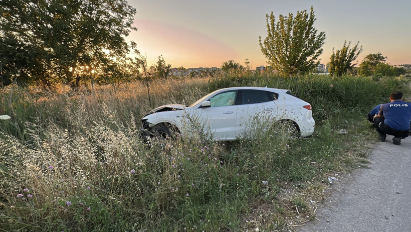 Tatil telaşı yollara yansıdı, zincirleme kazalar art arda geldi - Resim : 3