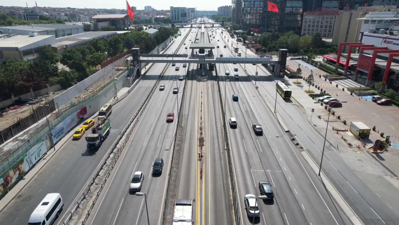 İstanbul’da bayramın ikinci günü yollar boş kaldı - Resim : 3