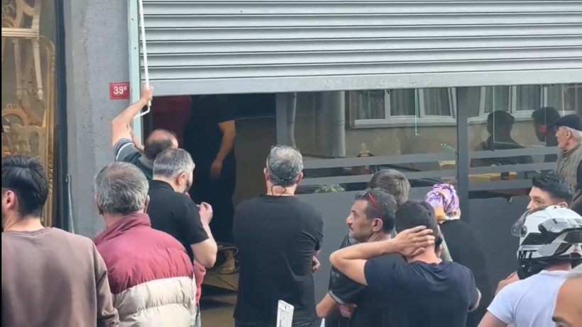 Kepengin altından bakan kahroldu - Resim : 2