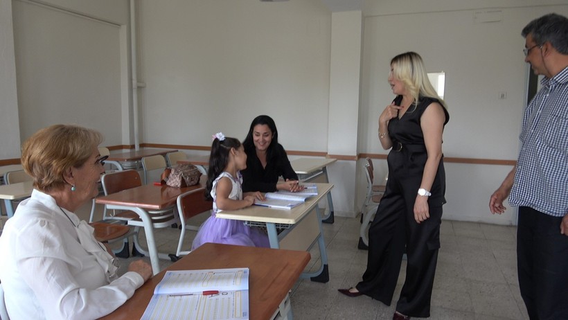 Kübalı gelin, annesi ve kızıyla Türkçe öğrenmeye başladı - Resim : 2