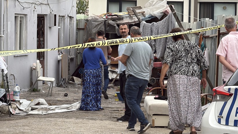 10 çocuk annesi eski eşini bayramda katletti - Resim : 1