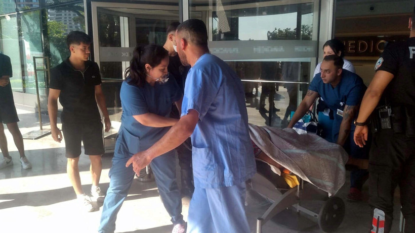 Fabrikada başlayan yangın hastaneye sıçradı - Resim : 7