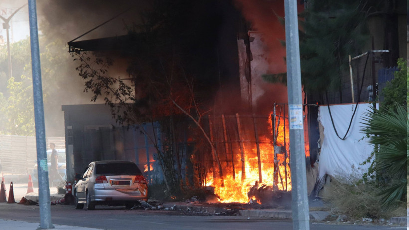 Fabrikada başlayan yangın hastaneye sıçradı - Resim : 4
