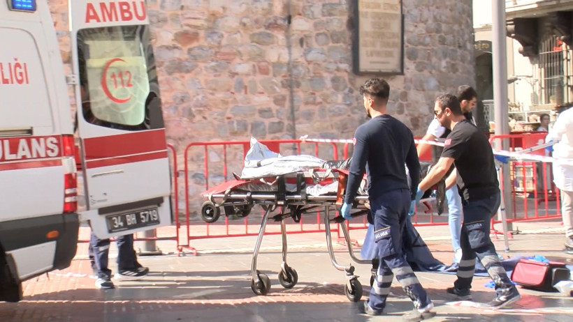 Galata Kulesi'nden düşüp öldü - Resim : 2
