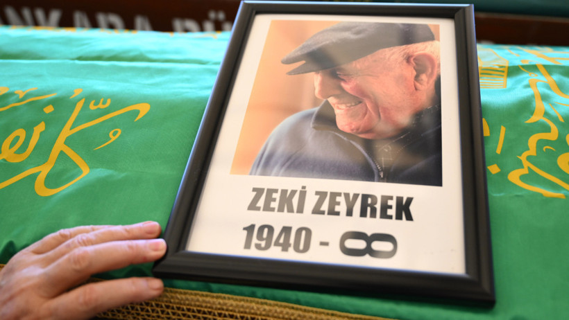 Zeki Zeyrek Ankara'da son yolculuğuna uğurlandı - Resim : 1