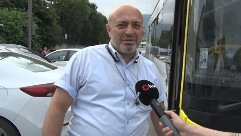 Kahraman şoför YKS'ye geç kalan öğrenciler için kapıları açtırdı - Resim : 3