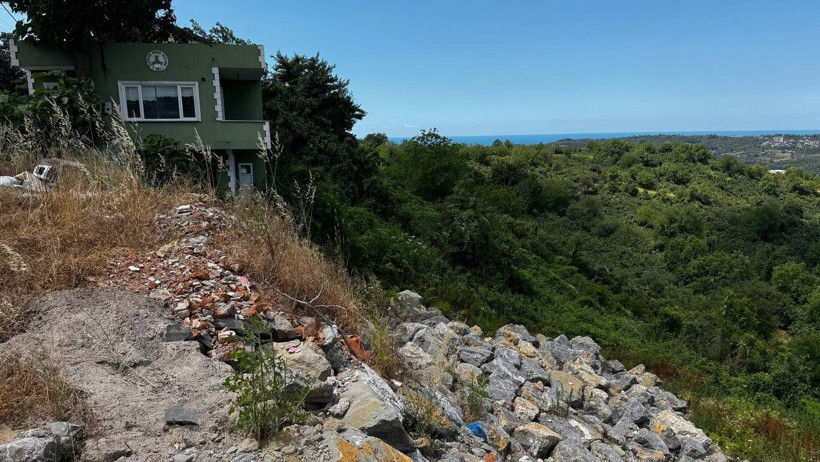 20 köyü birbirine bağlayan yolda felaket 'geliyorum' diyor - Resim : 1