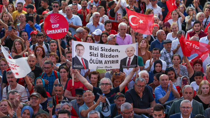 Kurultay davası öncesi CHP, İstanbul'da on binlerle alanda - Resim : 8