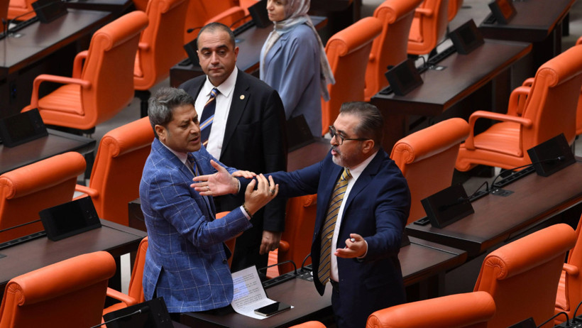 Meclis'te ortalık bir anda karıştı: 'Terbiyesiz' - Resim : 3