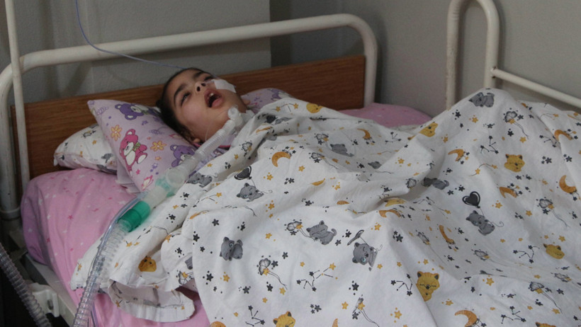 Daha 6 yaşında: Bir iğne yüzünden yatağa bağımlı hale geldi - Resim : 1