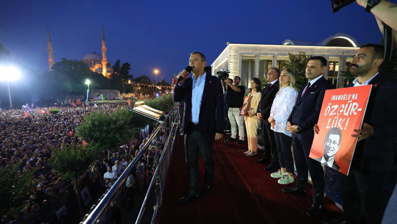 CHP, operasyonun 100. gününde bir kez daha Saraçhane'deydi - Resim : 1