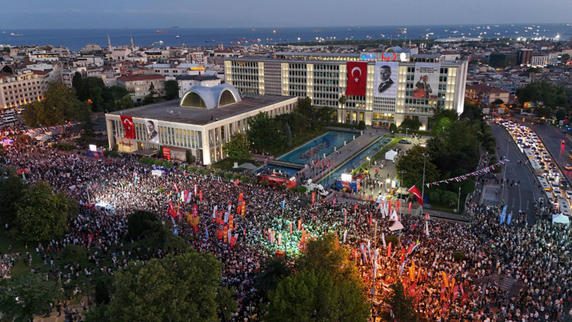 CHP, operasyonun 100. gününde bir kez daha Saraçhane'deydi - Resim : 9