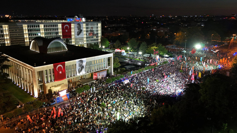 CHP, operasyonun 100. gününde bir kez daha Saraçhane'deydi - Resim : 7