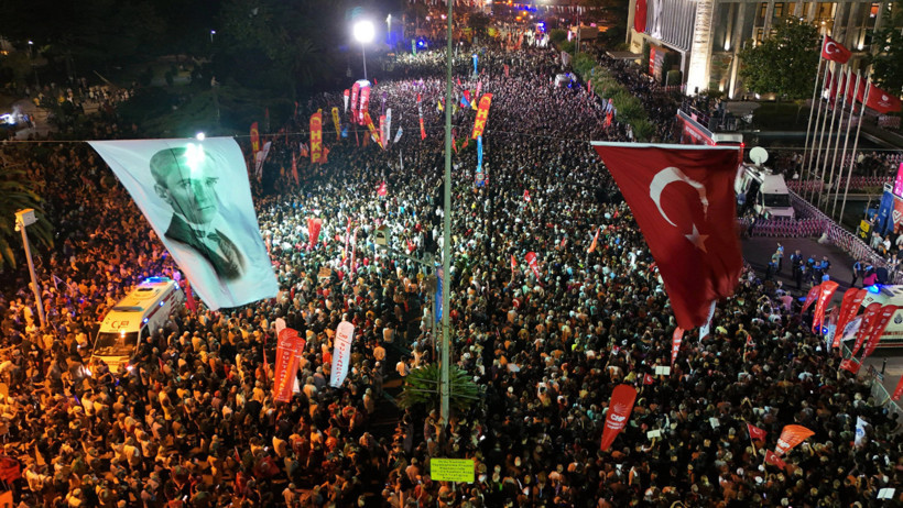 CHP, operasyonun 100. gününde bir kez daha Saraçhane'deydi - Resim : 12