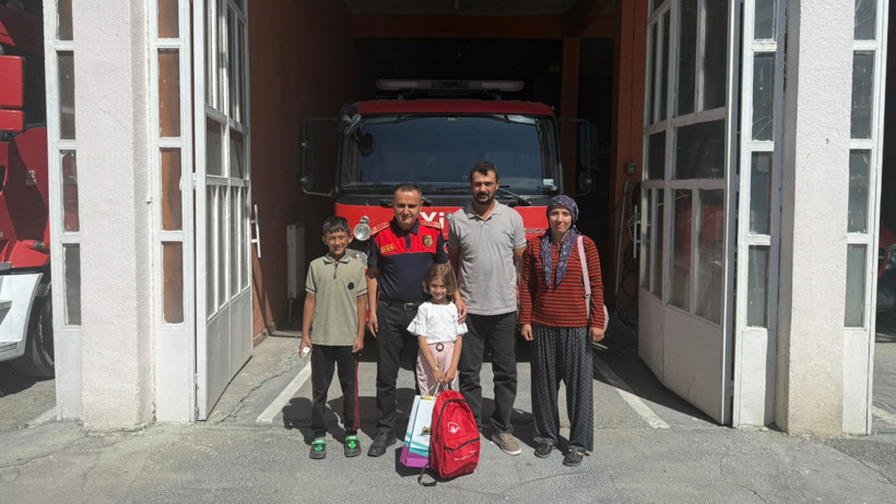 5 yaşındaki Aslı köyünü faciadan kurtardı - Resim : 4