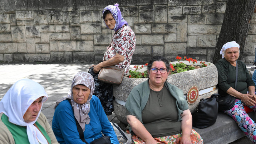 Meclis'in kapısında yükselen feryat: Yapmayın - Resim : 4