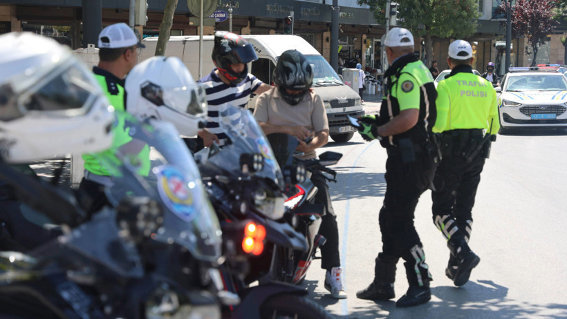 Çocukları yolcudan saymadı, ceza kesildi - Resim : 1