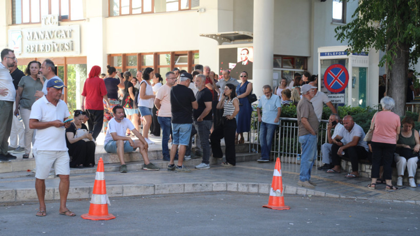 Operasyonlar Antalya'ya sıçradı: Manavgat Belediye Başkanı da gözaltında - Resim : 3