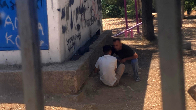 Çocuk parkında silahlı dehşet - Resim : 1