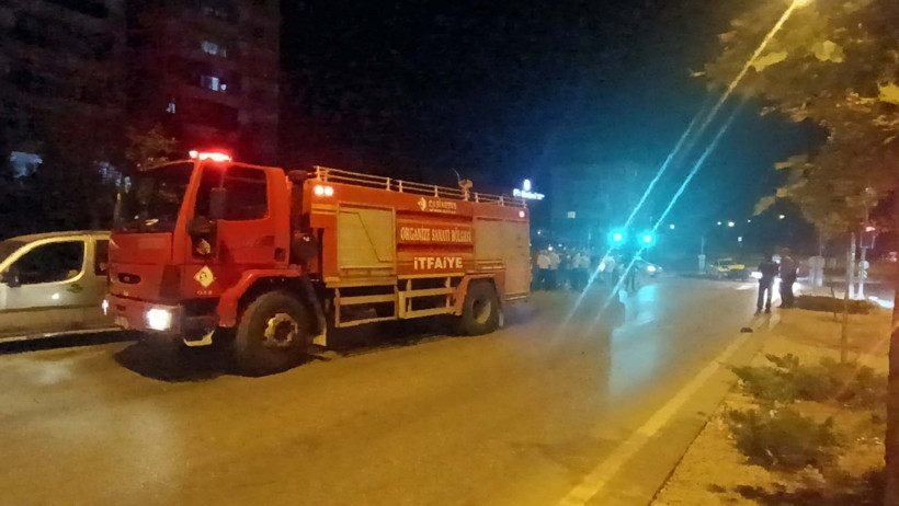 Kaza sonrası birbirlerine girdiler: 12 gözaltı - Resim : 3