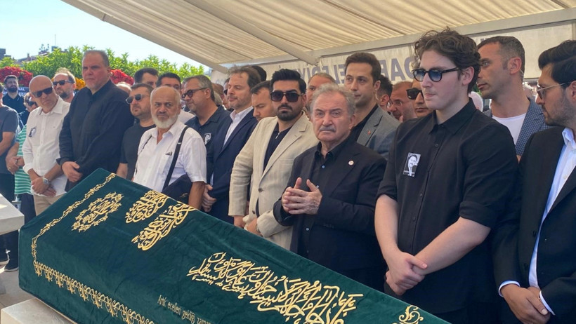 Cumhurbaşkanı Başdanışmanı Yiğit Bulut son yolculuğuna uğurlandı - Resim : 1