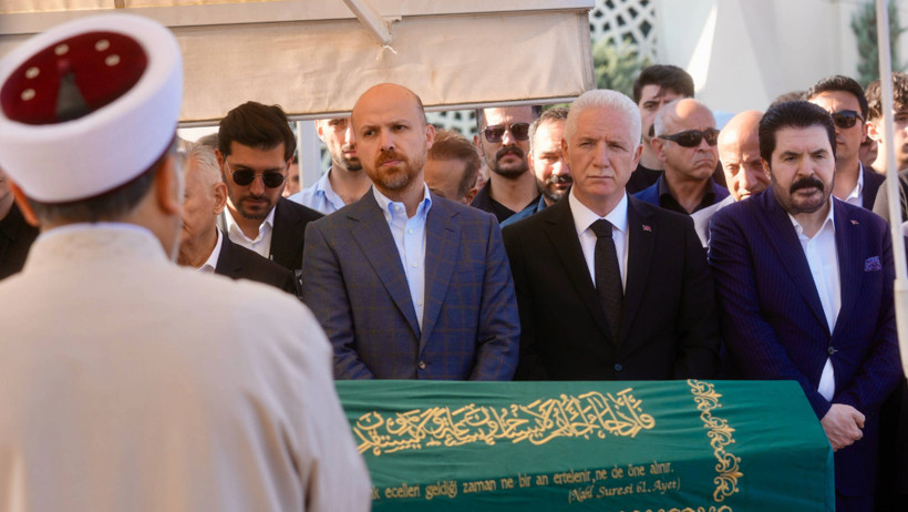 Cumhurbaşkanı Başdanışmanı Yiğit Bulut son yolculuğuna uğurlandı - Resim : 2