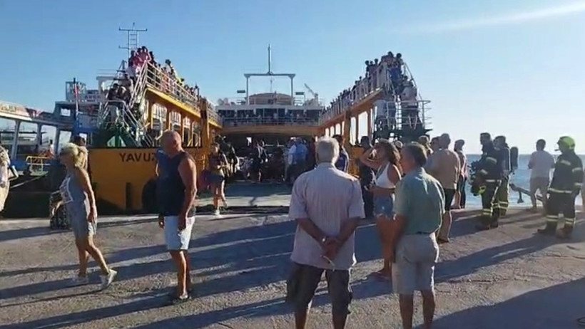 Feribotta korku dolu anlar! 200 yolcu tahliye ediliyor - Resim : 5