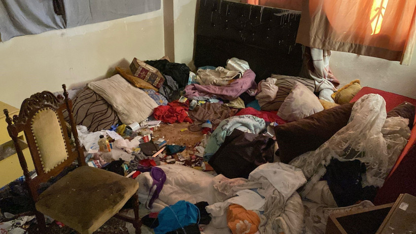 Evi çöplüğe çevirip kayıplara karıştı - Resim : 1