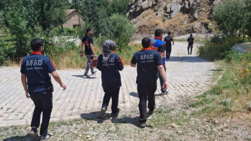 14 yaşındaki Rojda'dan günlerdir haber yok - Resim : 1