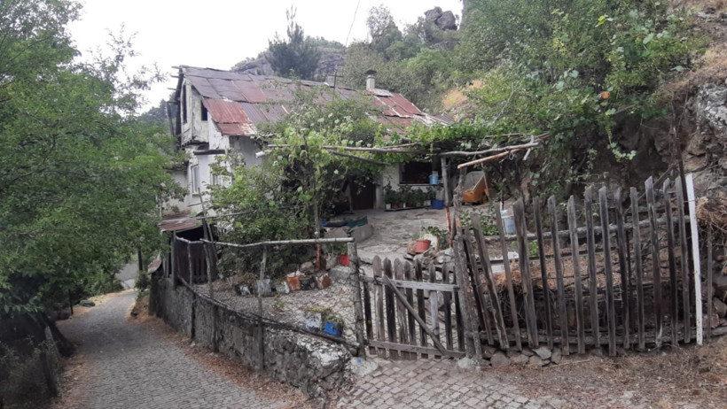 Bolu'da risk altındaki evler için tahliye kararı: 30 gün süre verildi - Resim : 2