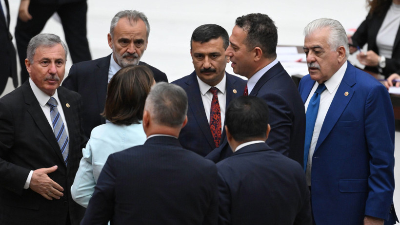 Altan Öymen'in vefatının ardından Meclis'te duygusal anlar - Resim : 1