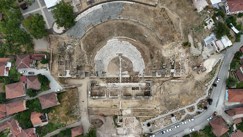 Kazmayı vurdukça tarih çıkıyor: Şapel alanı ortaya çıktı - Resim : 3