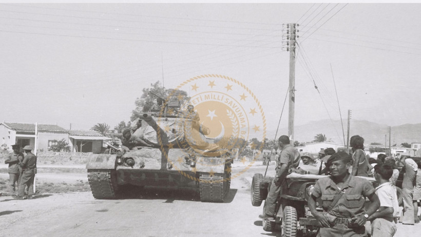 Kıbrıs Barış Harekatı'ndan daha önce görülmemiş kareler paylaşıldı - Resim : 4