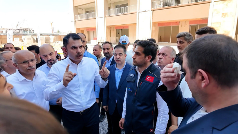 Murat Kurum'dan müteahhitlere uyarı: Gereğini yaparım - Resim : 1