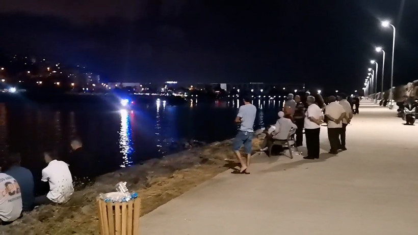 Denizde kaybolan gencin cesedi bulundu - Resim : 1