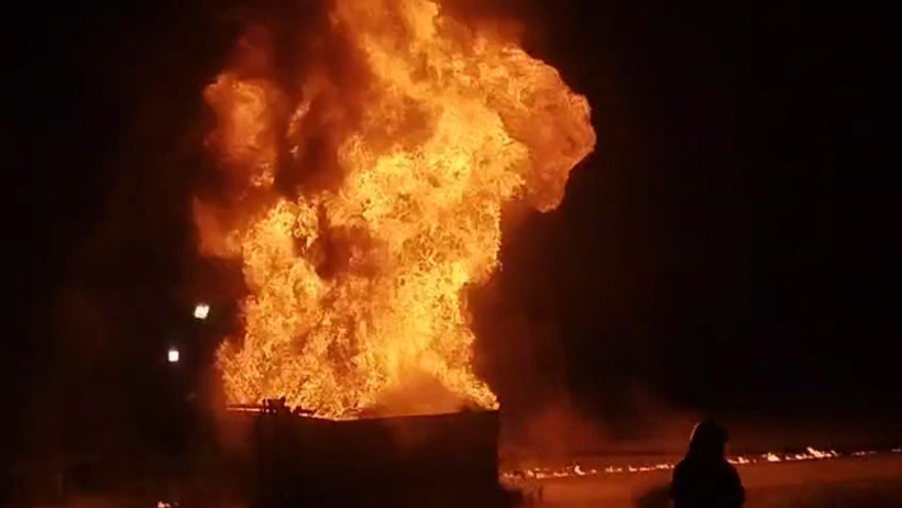 Petrol sondaj kuyusunda patlama: 2’si ağır 7 işçi yaralandı - Resim : 1